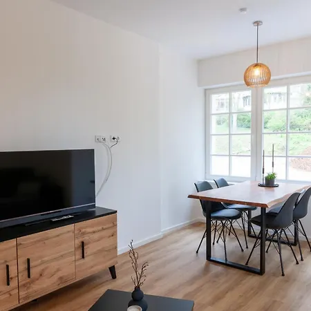 Hirschmann 2 Mit Sauna Und Balkon דירה בראונלאגה